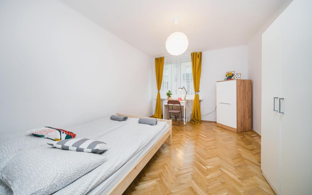 Sunshine Parkside Hideaway - 3 Bedroom - By Upstairs Krakow Luaran gambar