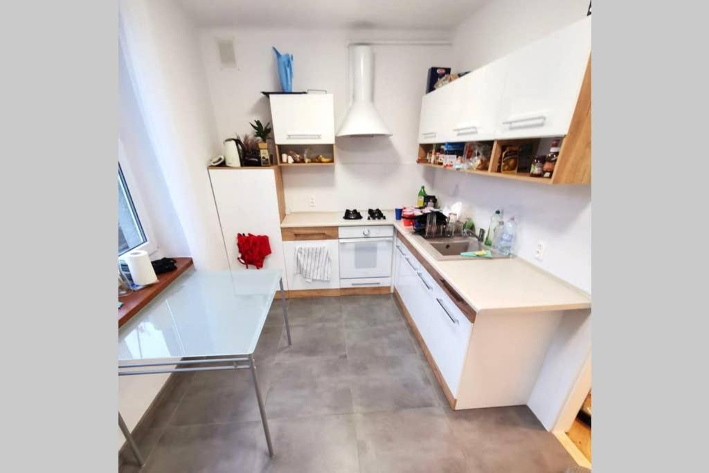 Sunshine Parkside Hideaway - 3 Bedroom - By Upstairs Krakow Luaran gambar