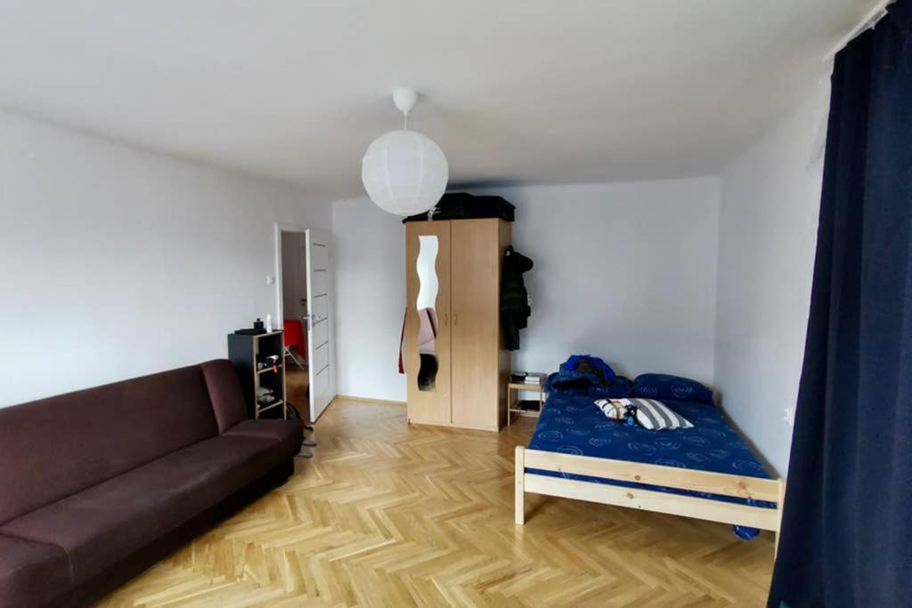 Sunshine Parkside Hideaway - 3 Bedroom - By Upstairs Krakow Luaran gambar